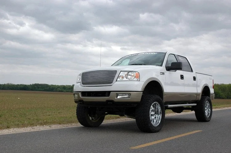 Rough Country 6 Inch Lift Kit | N3 Struts | Ford F-150 4WD (2004-2008) 54623 - Installation View