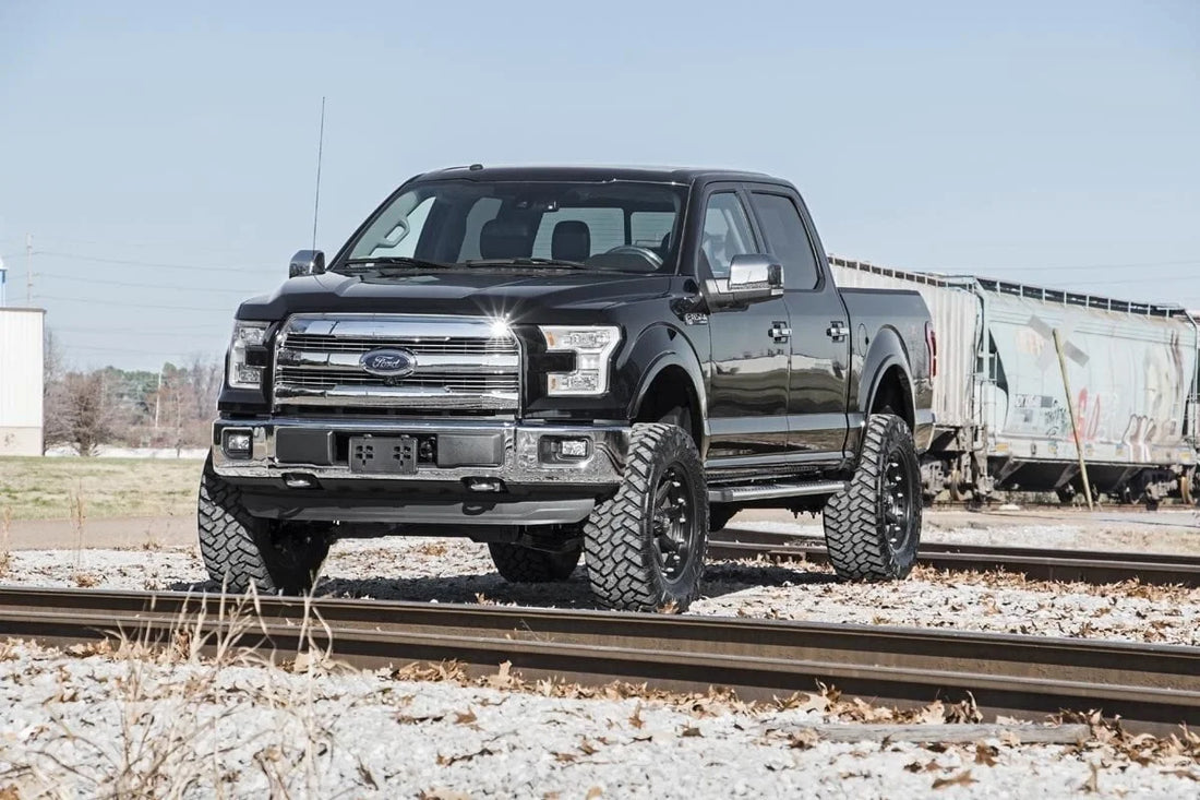 Rough Country 6 Inch Lift Kit | N3 Struts | Ford F-150 4WD (2015-2020) 55731 - Additional View 5