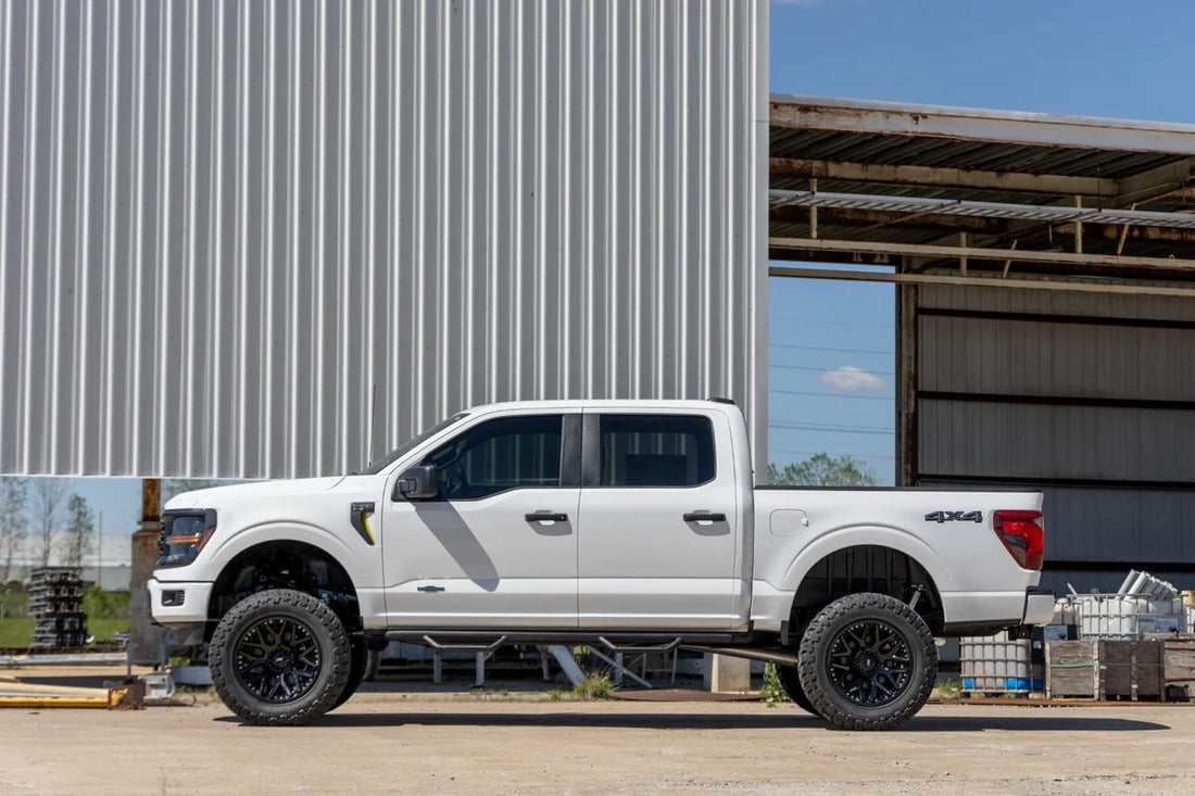 Rough Country 6 Inch Lift Kit | N3 Struts | Ford F-150 4WD (2021-2024) 49931 - Back View