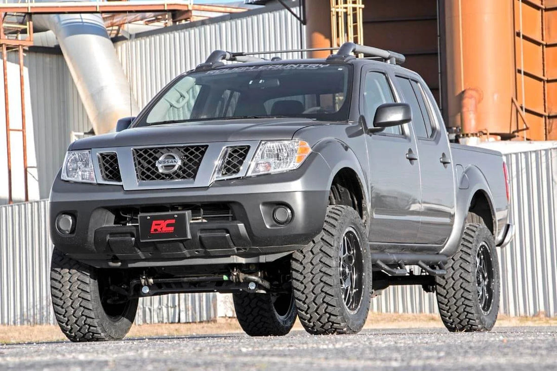 Rough Country 6 Inch Lift Kit | N3 Struts | Nissan Frontier 2WD/4WD (2005-2021) 87932 - Side View