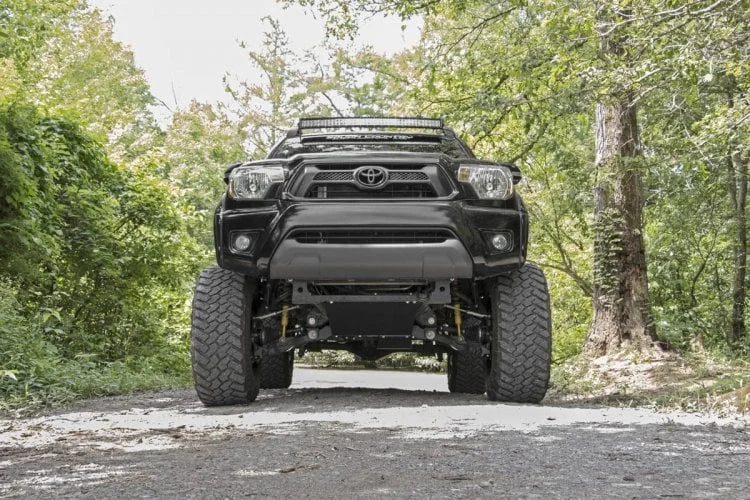 Rough Country 6 Inch Lift Kit | N3 Struts | Toyota Tacoma 2WD/4WD (2005-2015) 747.23 - Front View