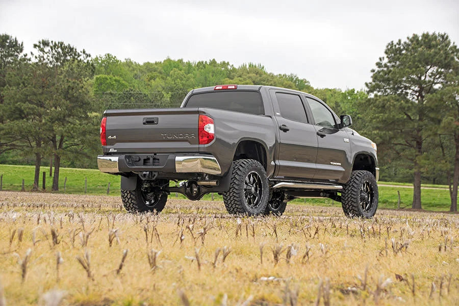 Rough Country 6 Inch Lift Kit | N3 Struts | Toyota Tundra 4WD (2007-2015) 75431 - Installation View