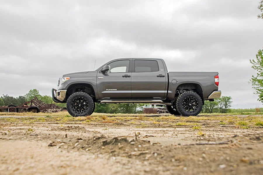 Rough Country 6 Inch Lift Kit | N3 Struts | Toyota Tundra 4WD (2007-2015) 75431 - Installation View