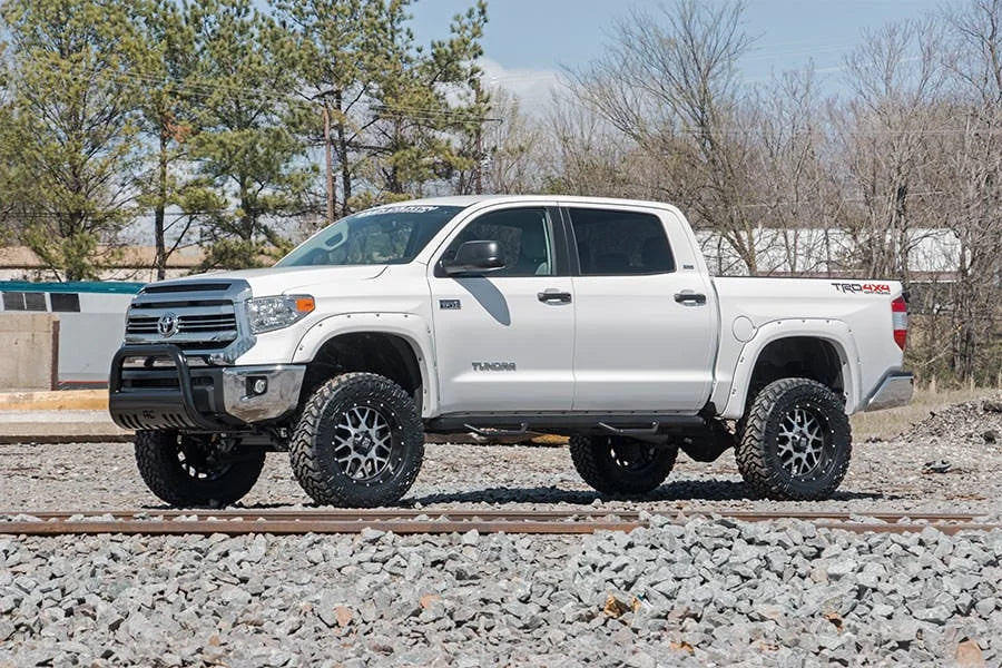 Rough Country 6 Inch Lift Kit | N3 Struts | Toyota Tundra 4WD (2016-2021) 75231 - Additional View 5