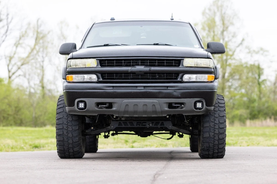 Rough Country 6 Inch Lift Kit | NTD | Chevy/GMC Tahoe/Yukon 2WD/4WD (2000-2006) 28020 - Back View