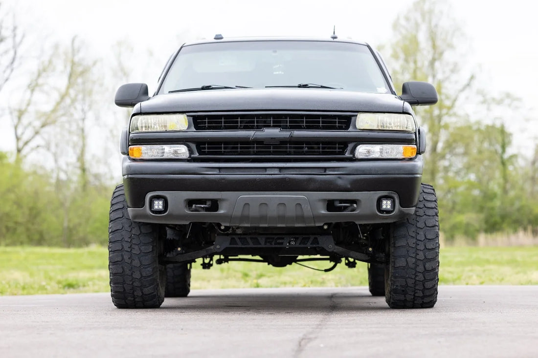 Rough Country 6 Inch Lift Kit | NTD | M1 | Chevy/GMC Tahoe/Yukon 2WD/4WD (2000-2006) 28040 - Back View