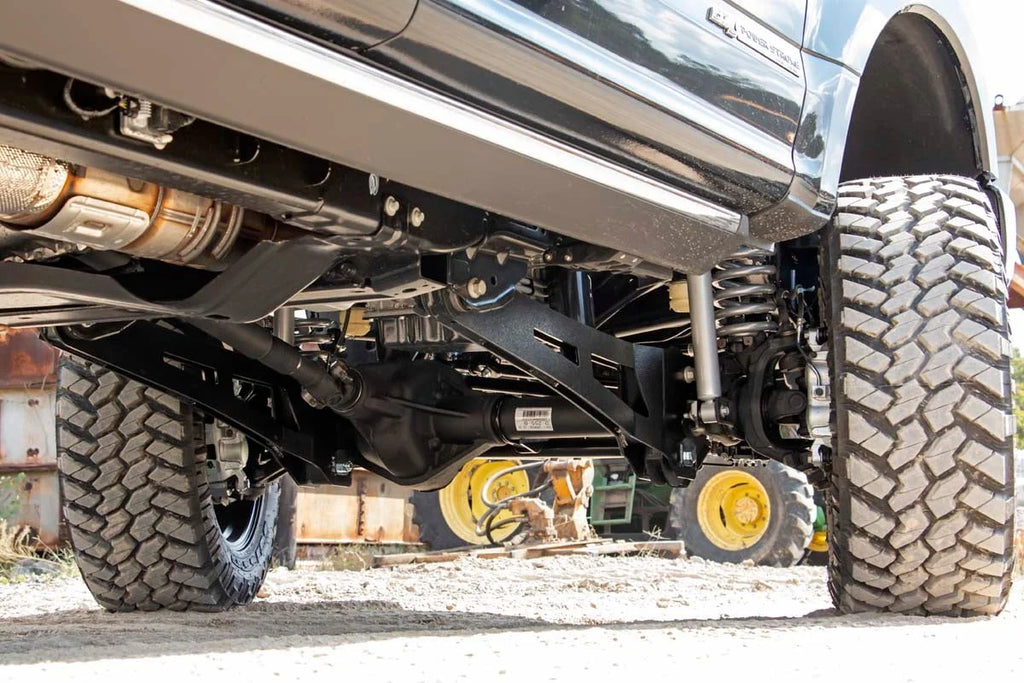 Rough Country 6 Inch Lift Kit  |  Radius Arm  |  No OVLD  |  C/O V2 | Ford F-250/F-350 Super Duty (17-22) 55858 - Addition...