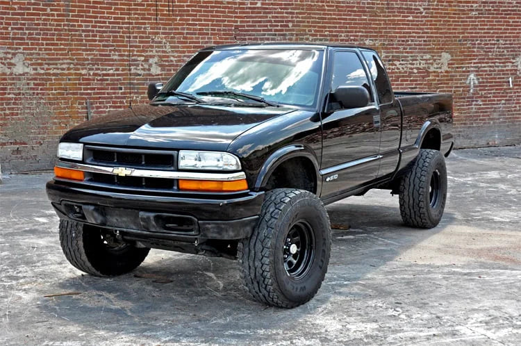 Rough Country 6 Inch Lift Kit | TD | Chevy/GMC Blazer 4 Door/S10 Truck 4 Door/S15 Jimmy 4 Door (94-04) 243.20 - Installati...