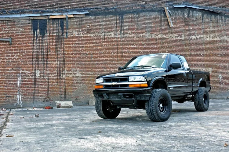 Rough Country 6 Inch Lift Kit | TD | Chevy/GMC Blazer 4 Door/S10 Truck 4 Door/S15 Jimmy 4 Door (94-04) 243.20 - Installati...