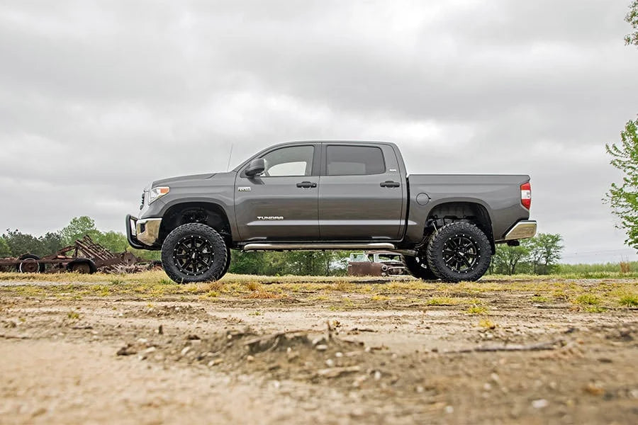 Rough Country 6 Inch Lift Kit | Toyota Tundra 2WD/4WD (2007-2015) 75430 - Installation View