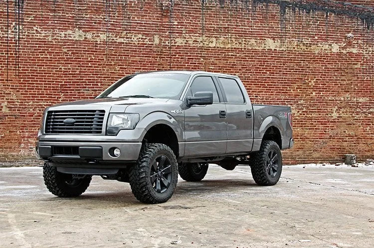 Rough Country 6 Inch Lift Kit | Vertex | Ford F-150 4WD (2011-2013) 57650 - Installation View