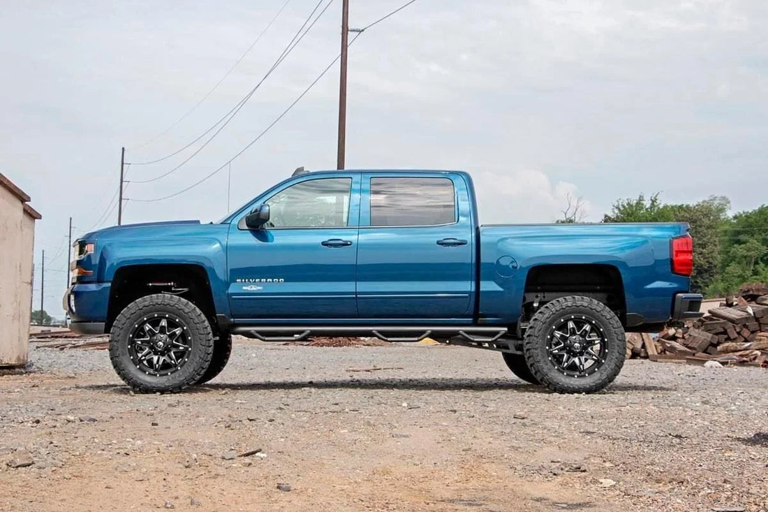 Rough Country 7 Inch Lift Kit | Alum/Stamp Steel | Vertex | Chevy/GMC 1500 (14-18 & Classic) 18750 - Back View