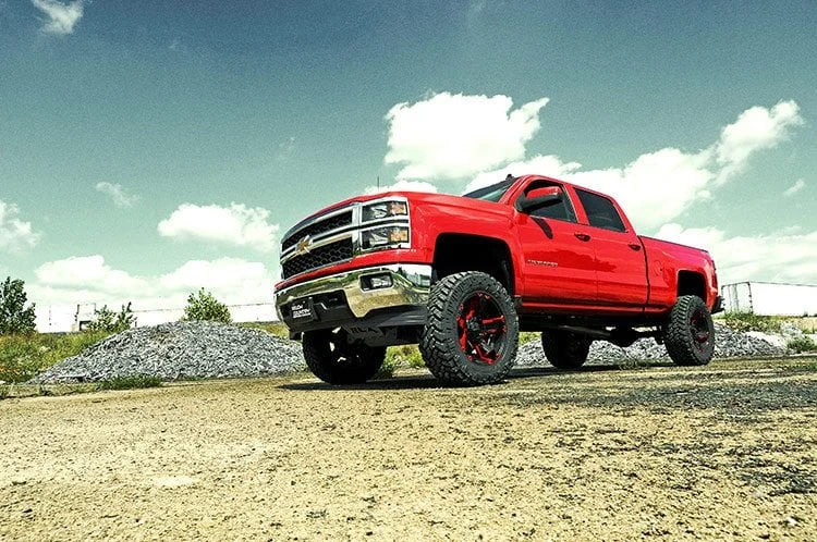 Rough Country 7 Inch Lift Kit | Bracket | N3 Struts | Chevy/GMC 1500 (14-16) 29833 - Installation View