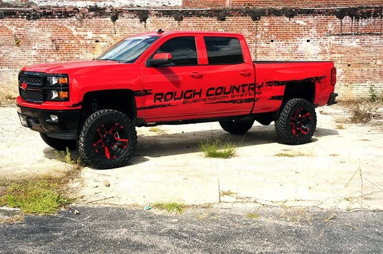 Rough Country 7 Inch Lift Kit | Bracket | N3 Struts | Chevy/GMC 1500 (14-16) 29833 - Installation View