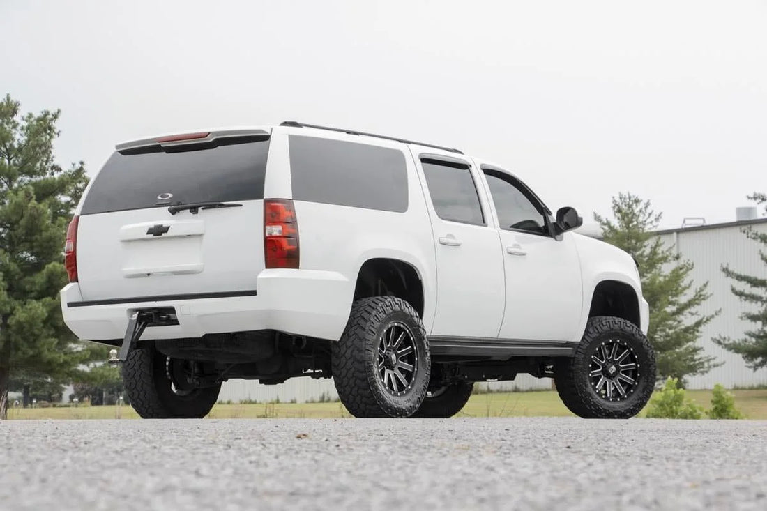 Rough Country 7 Inch Lift Kit | Vertex Coilovers | Chevy/GMC SUV 1500 2WD/4WD (2007-2014) 28750 - Additional View 5