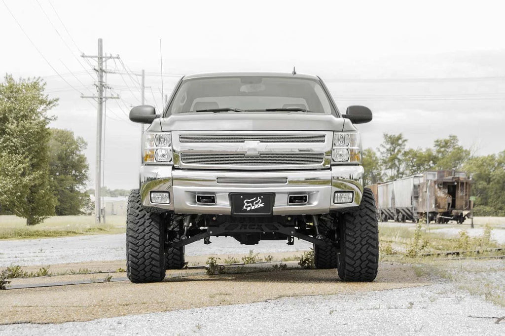 Rough Country 7.5 Inch Lift Kit | Chevy Silverado & GMC Sierra 1500 4WD (2007-2013) 26430 - Additional View 5