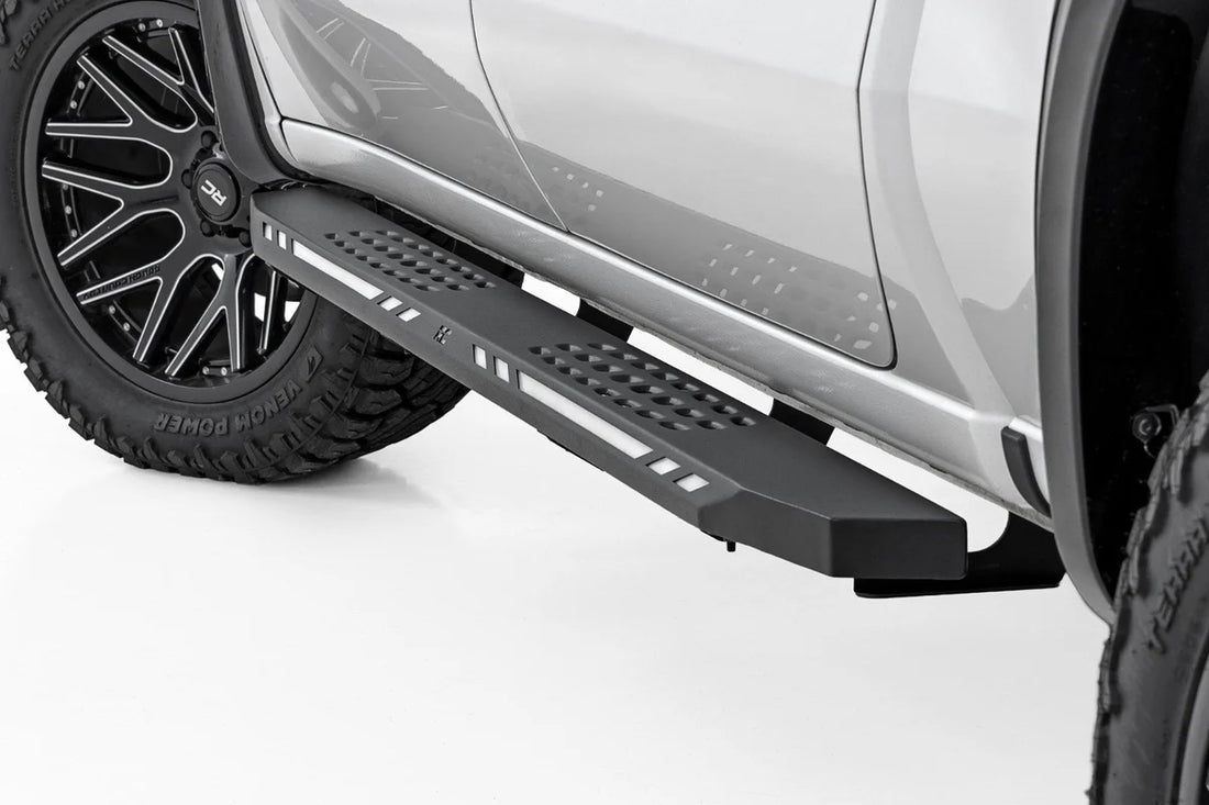 Rough Country AC2 Running Boards Amber/White fits 2019-2026 Chevrolet / GMC Crew Cab 1500 / 2500HD / 3500HD Refresh - Back...