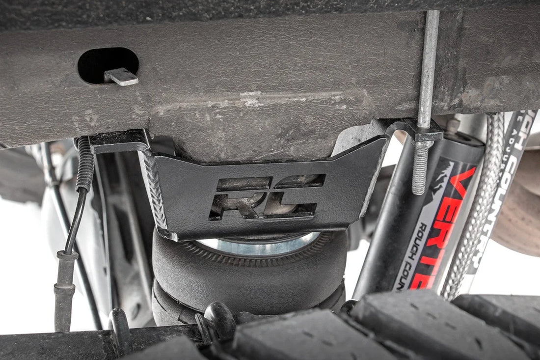 Rough Country Air Spring Kit w/compressor | 5 Inch Lift Kit | Chevy/GMC 1500 (07-18 & Classic) 100054C - Back View