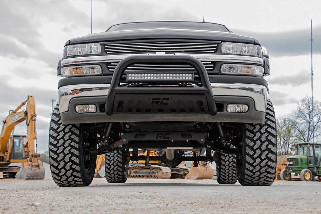Rough Country Black Bull Bar | Chevy/GMC Sierra 1500/Silverado 1500/Tahoe/Yukon (99-06 & Classic) B-C2991 - Front View