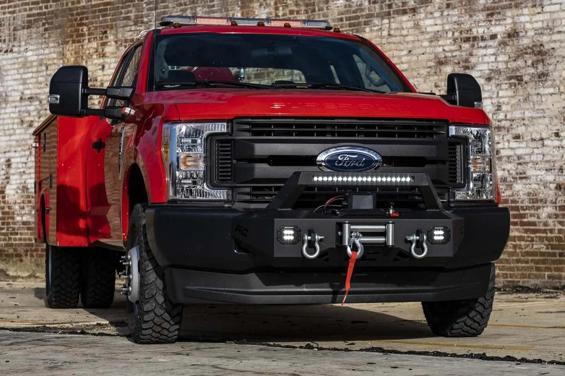 Rough Country EXO Winch Mount Kit | Ford F-250/F-350 Super Duty 2WD/4WD (2017-2020) 51004 - Installation View