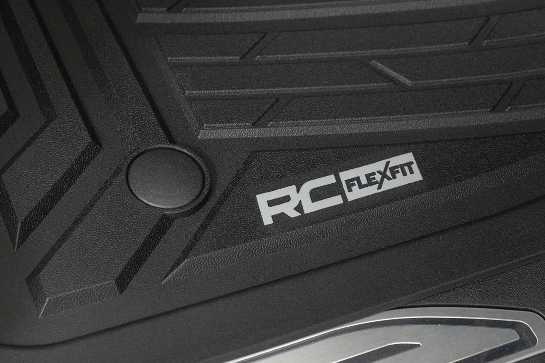 Rough Country Flex-Fit Floor Mats | Front | Bucket | Chevy/GMC 1500/2500HD/3500HD (19-26 & Classic) - Installation View