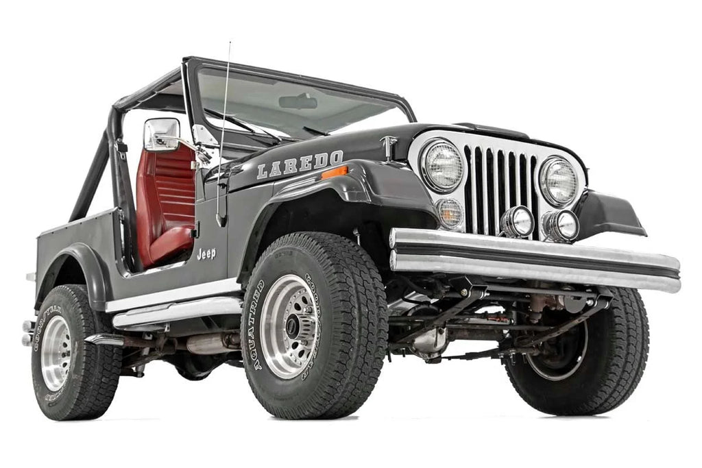 Rough Country Front Shackle Reversal Kit | Jeep CJ 7 4WD (1976-1986) 5059 - Side View