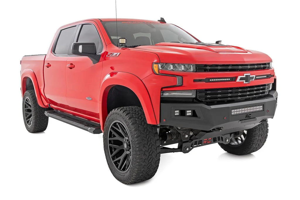Rough Country HD2 Aluminum Running Boards | Crew Cab | Chevy/GMC 1500/2500HD/3500HD (19-24) SRB01900B - Installation View
