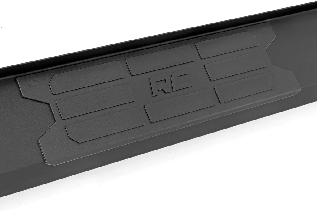 Rough Country HD2 Aluminum Running Boards | Crew Cab | Chevy/GMC 1500/2500HD/3500HD (19-24) SRB01900B - Additional View 6