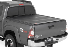Rough Country Hard Low Profile Bed Cover | 5' Bed | Toyota Tacoma 2WD/4WD (05-15) 47415500B - Main Product View