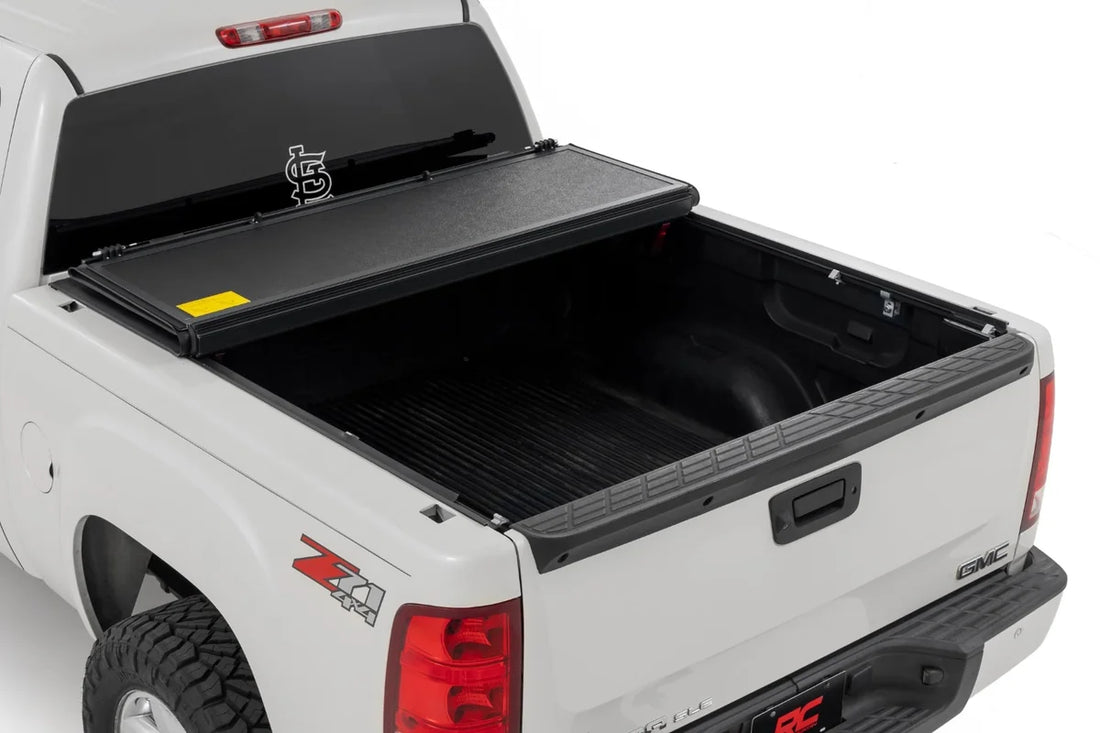 Rough Country Hard Low Profile Bed Cover | 5'9" Bed | No Rail Caps | Chevy/GMC 1500 (07-13) 47113550B - Side View