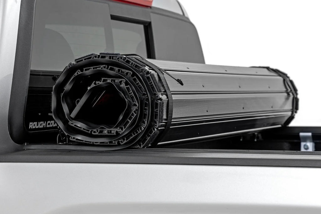 Rough Country Hard Roll Up Bed Cover | 5' Bed | Chevy/GMC Canyon/Colorado 2WD/4WD (15-22) - Installation View