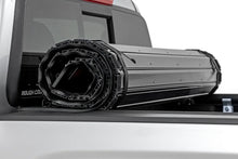 Load image into Gallery viewer, Rough Country Hard Roll Up Bed Cover | 5' Bed | Chevy/GMC Canyon/Colorado 2WD/4WD (15-22) - Installation View
