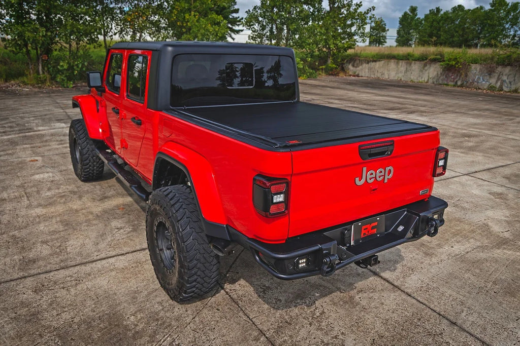 Rough Country Hard Roll Up Bed Cover | 5' Bed | Jeep Gladiator JT 4WD (2020-2025) - Additional View 6