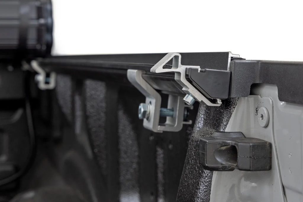 Rough Country Hard Roll Up Bed Cover | 5'7" Bed | Ford F-150 (15-25)/F-150 Lightning (22-25) - Additional View 6