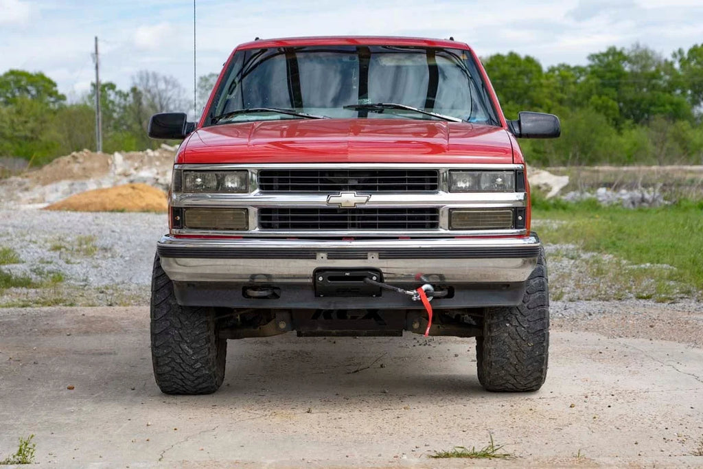 Rough Country Hidden Winch Mounting Plate | Chevy C1500/K1500 Truck & SUV 4WD (1988-1999) 11008 - Installation View