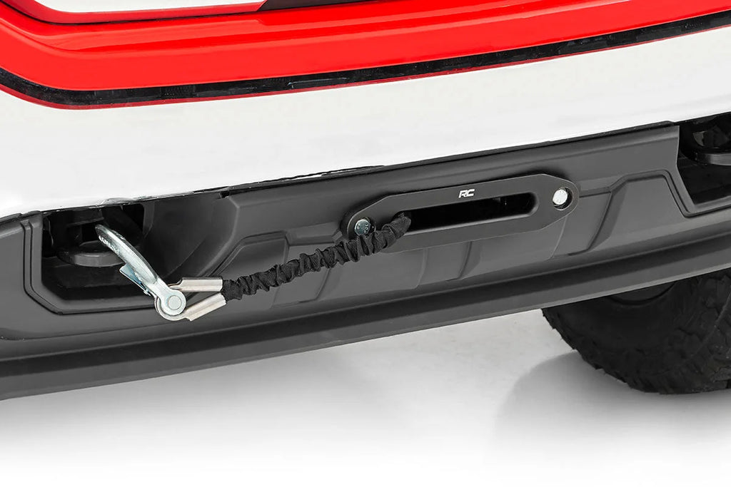 Rough Country Hidden Winch Mounting Plate | Chevy/GMC 1500 (14-18 & Classic) 11004 - Installation View