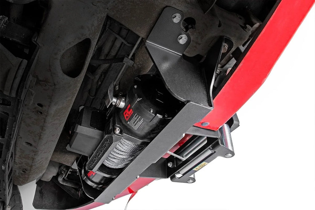 Rough Country Hidden Winch Mounting Plate | Chevy/GMC 1500 (99-06 & Classic) 11002 - Installation View
