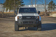 Load image into Gallery viewer, Rough Country LED Light Kit | Ditch Mount | Black Series Round | 3.5 Inch | Amber DRL | Toyota LandCruiser (2024) - Additi...