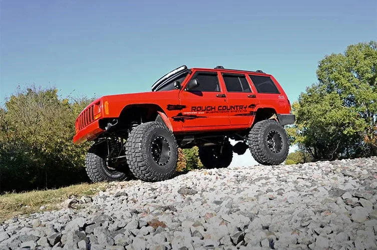 Rough Country LED Light Kit | Windshield Mount | 50" BLK Dual Row | White DRL | Jeep Cherokee XJ (84-01) 70074 - Installat...