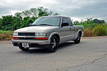 Load image into Gallery viewer, Rough Country Lowering Kit | 2 Inch FR | 2.5 Inch RR | Chevy/GMC Blazer/S10 Truck/S15 Jimmy (82-03) 724 - Installation View