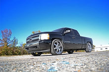 Load image into Gallery viewer, Rough Country Lowering Kit | Knuckle | 2"FR | 4"RR | Chevy/GMC 1500 (07-14) 721.20 - Installation View