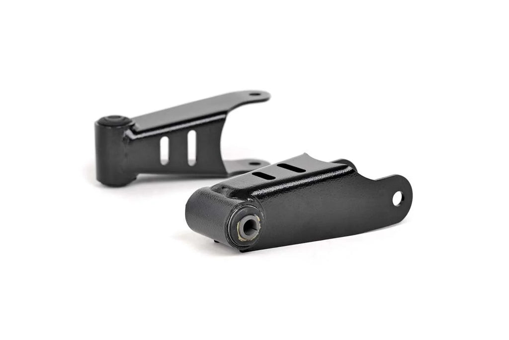 Rough Country Lowering Shackles | 1.5 Inch | Chevy/GMC 1500 (99-18 & Classic) RC0500