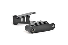Load image into Gallery viewer, Rough Country Lowering Shackles | 1.5 Inch | Chevy/GMC 1500 (99-18 &amp; Classic) RC0500