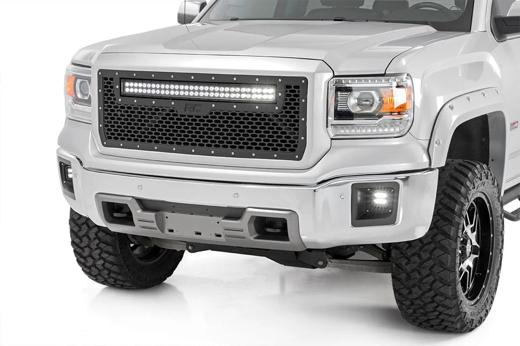 Rough Country Mesh Grille | 30" Dual Row LED | Black | Amber DRL | GMC Sierra 1500 (14-15) 70190BDA - Installation View