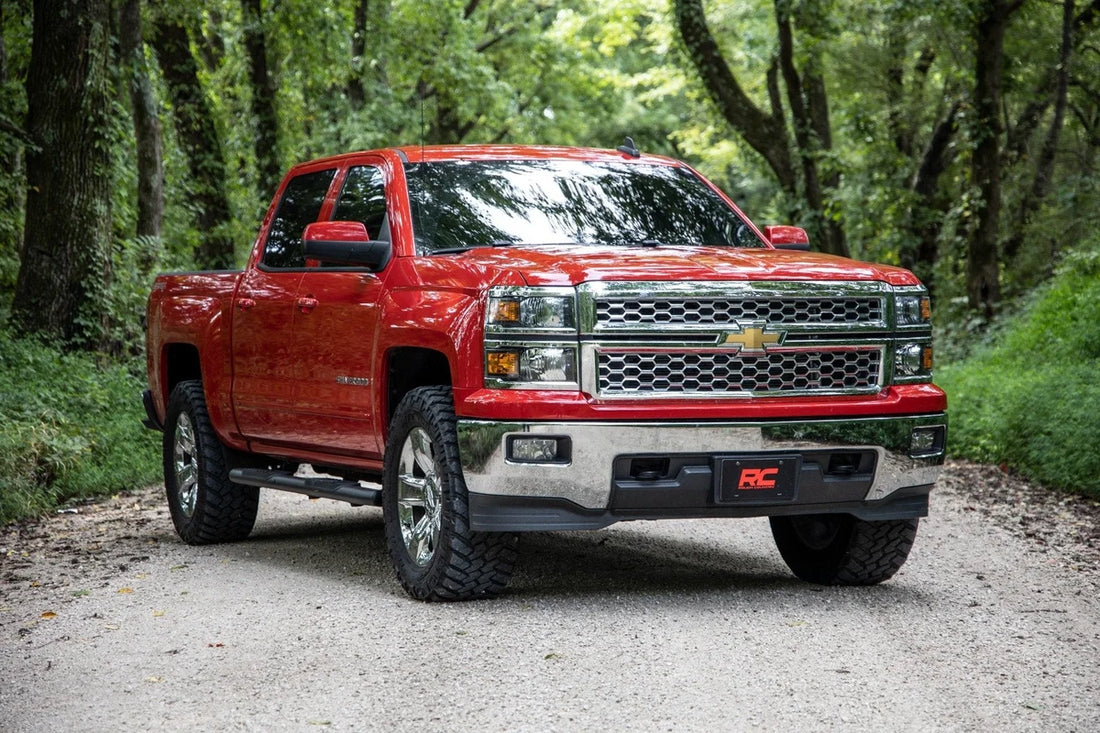 Rough Country N3 Leveling Struts | 2 Inch | Loaded Strut | Chevy/GMC 1500 (14-18 & Classic) 501063 - Side View