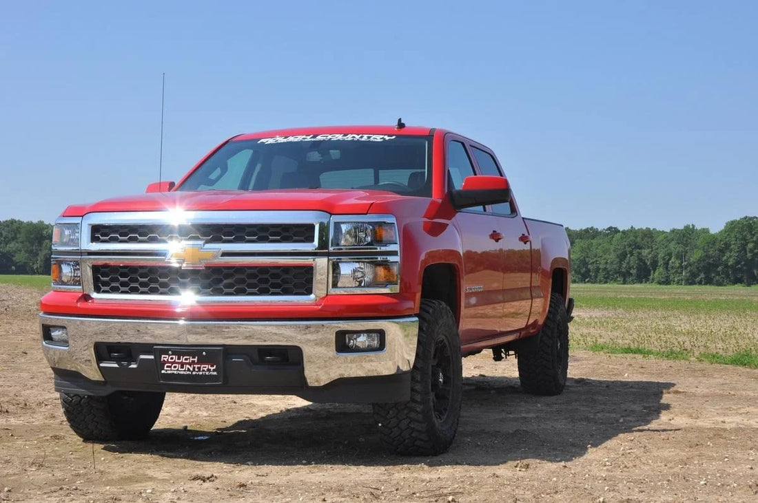 Rough Country N3 Leveling Struts | 2 Inch | Loaded Strut | Chevy/GMC 1500 Truck & SUV (07-14) 501029 - Installation View