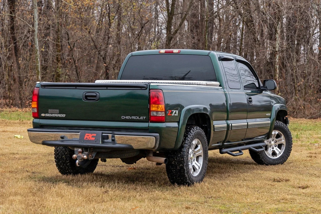 Rough Country Nerf Steps | Cab Length | Chevy/GMC 1500 2WD/4WD (99-06 & Classic) - Additional View 6