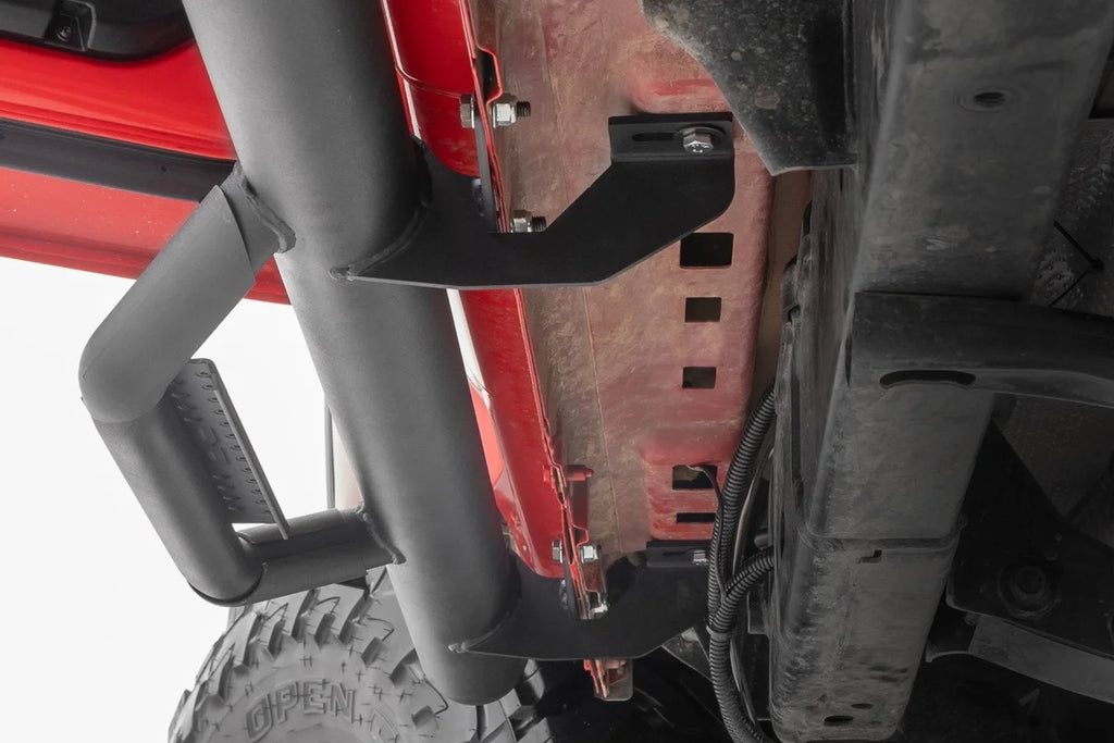 Rough Country Nerf Steps | Cab Length | Crew Cab | Jeep Gladiator JT 4WD (2020-2025) - Side View