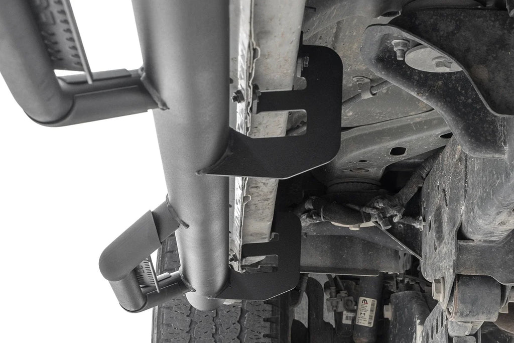 Rough Country Nerf Steps | Cab Length | Crew Cab | SRW | Ram 1500/2500/3500 2WD/4WD (10-25 & Classic) - Installation View