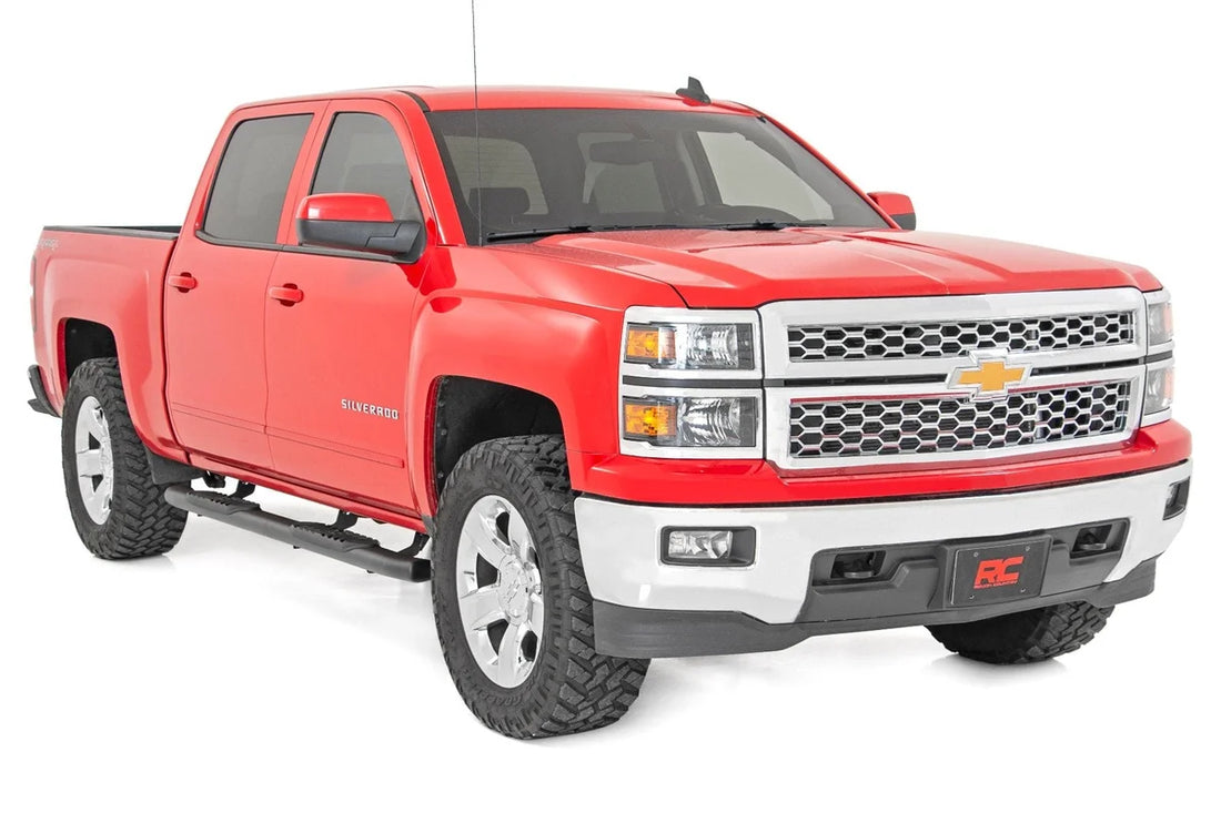 Rough Country Oval Nerf Step | Crew Cab | Chevy/GMC 1500/2500HD/3500HD (07-19 & Classic) 21001 - Side View